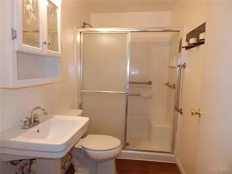 Bath - 5701 Lake Rd, Morrow, OH 45152 photo 1 of 1