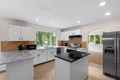 Kitchen - 303 E Whipp Rd, Centerville, OH 45459 photo 1 of 7