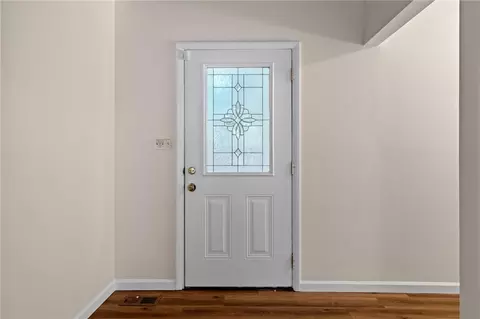 Entry Way - 303 E Whipp Rd, Centerville, OH 45459 photo 1 of 8