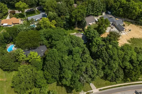 View/Area - 303 E Whipp Rd, Centerville, OH 45459 photo 1 of 3