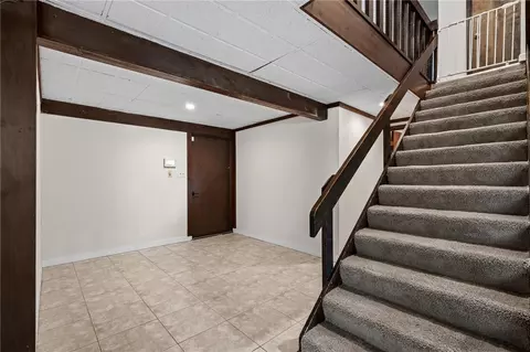 Entry Way - 303 E Whipp Rd, Centerville, OH 45459 photo 8 of 8