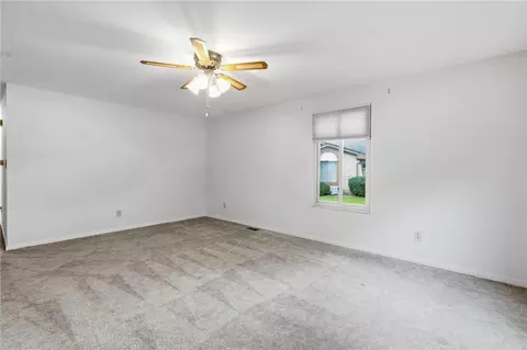 1327 Quail Bend Cir, Kettering, OH 45429 photo 5