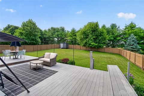 Exterior - 205 Steeplechase Dr, Springboro, OH 45066 photo 3 of 4