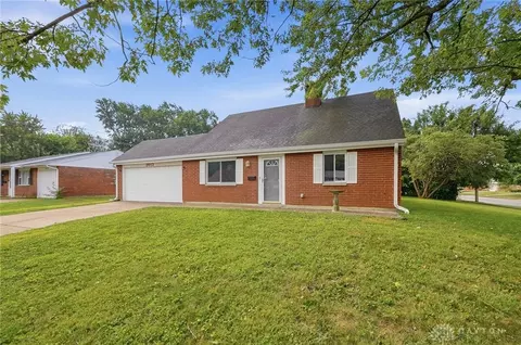 2013 Connecticut Dr, Xenia, OH 45385