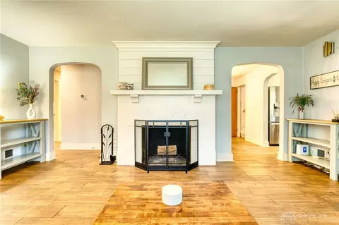 Living - 900 Devonshire Rd, Dayton, OH 45419 photo 3 of 3