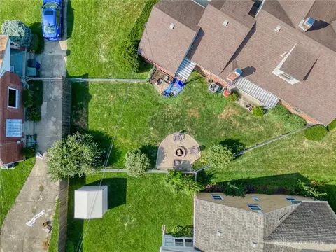 View/Area - 900 Devonshire Rd, Dayton, OH 45419 photo 1 of 2