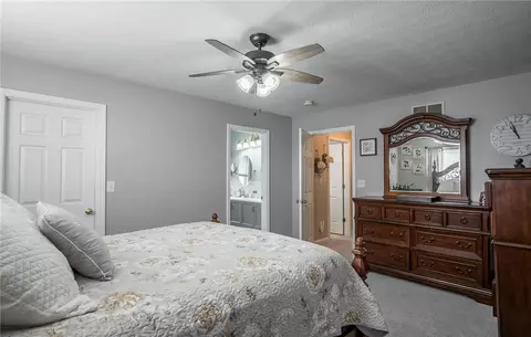Bedroom - 165 Hampton Pl, Troy, OH 45373 photo 4 of 6