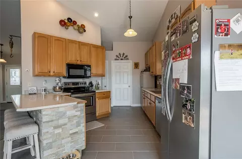 Kitchen - 165 Hampton Pl, Troy, OH 45373 photo 1 of 3