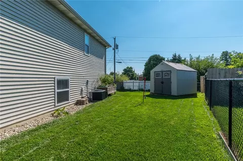 Exterior - 165 Hampton Pl, Troy, OH 45373 photo 10 of 10