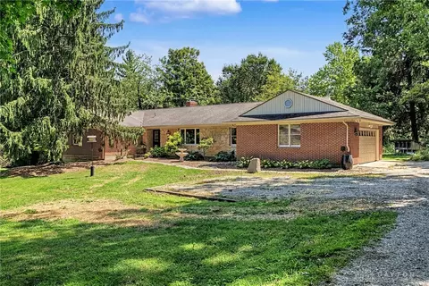 8815 Oregonia Rd, Waynesville, OH 45068