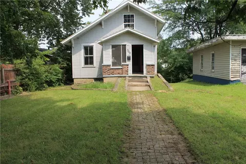 309 Tecumseh St, Greenville, OH 45331