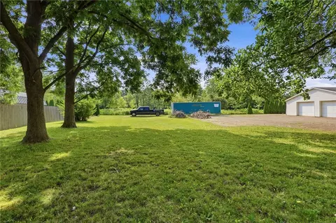 Exterior - 5890 Springfield Xenia Rd, Springfield, OH 45502 photo 8 of 11