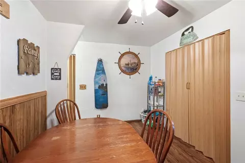 Dining - 5890 Springfield Xenia Rd, Springfield, OH 45502 photo 3 of 3