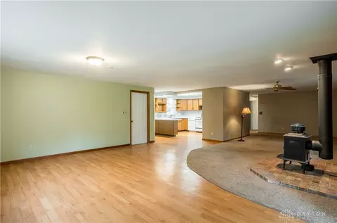 Living - 134 Bristol Dr, Centerville, OH 45458 photo 5 of 5
