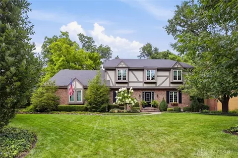 7735 N Winding Way, Tipp City, OH 45371