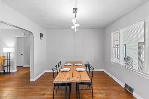Dining - 813 E Dorothy Ln, Kettering, OH 45419 photo 1 of 3
