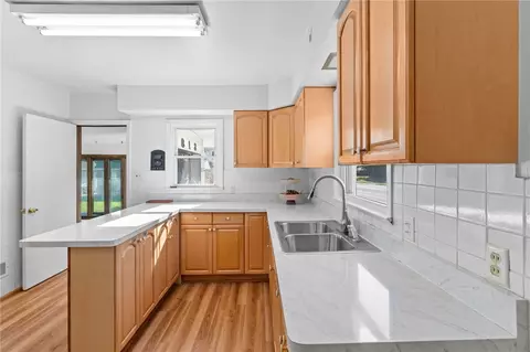 Kitchen - 813 E Dorothy Ln, Kettering, OH 45419 photo 2 of 5