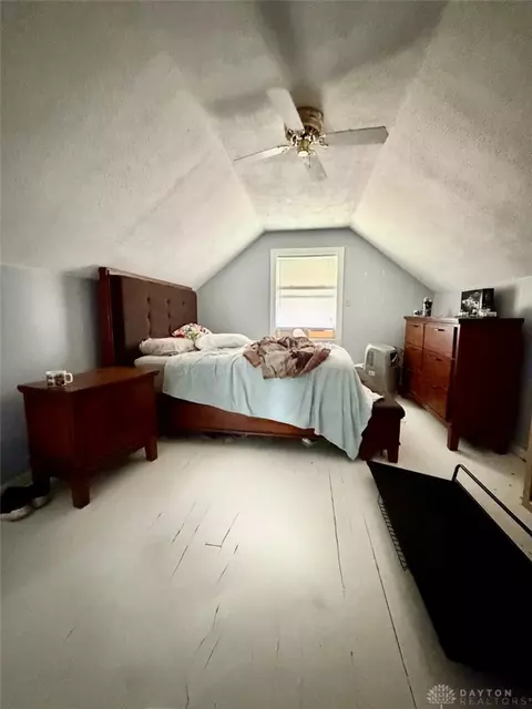Bedroom - 554 East Dr, Kettering, OH 45419 photo 3 of 3