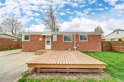Exterior - 2417 Olson Dr, Kettering, OH 45420 photo 4 of 13
