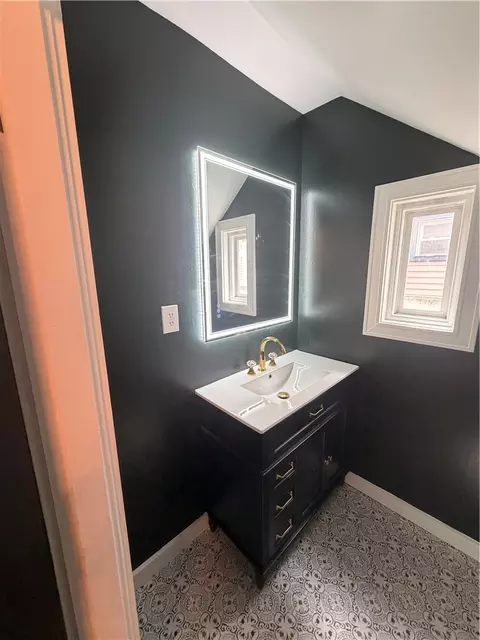 1925 E 4th St, Dayton, OH 45403 photo 5