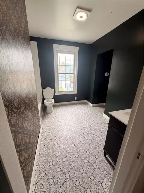 1925 E 4th St, Dayton, OH 45403 photo 6