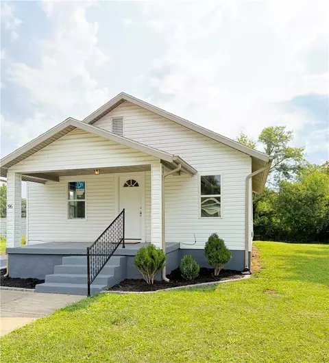 96 Devonshire Ave, Dayton, OH 45417