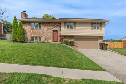719 N Lindsey Ave, Miamisburg, OH 45342