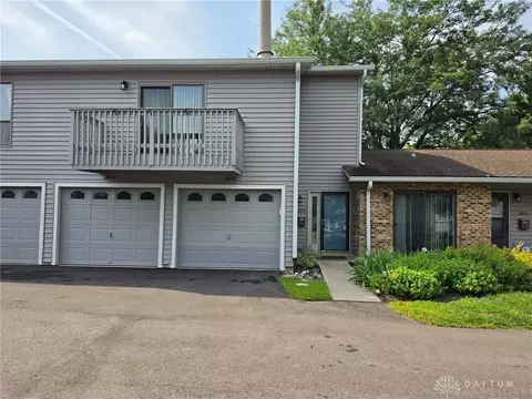 2858 Foxwood Ct, Miamisburg, OH 45342