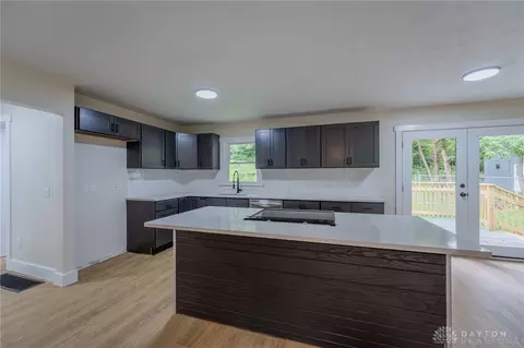 Kitchen - 759 N Hampton Rd, Springfield, OH 45504 photo 1 of 5