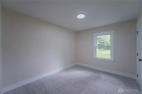 Bedroom - 759 N Hampton Rd, Springfield, OH 45504 photo 3 of 6