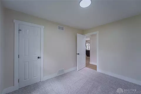 Bedroom - 759 N Hampton Rd, Springfield, OH 45504 photo 4 of 6