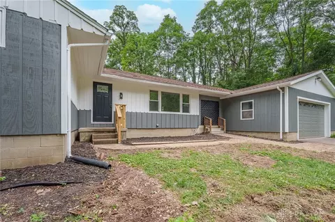 Exterior - 759 N Hampton Rd, Springfield, OH 45504 photo 3 of 10