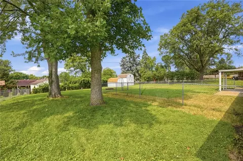 Exterior - 2821 Powhattan Pl, Kettering, OH 45420 photo 6 of 7