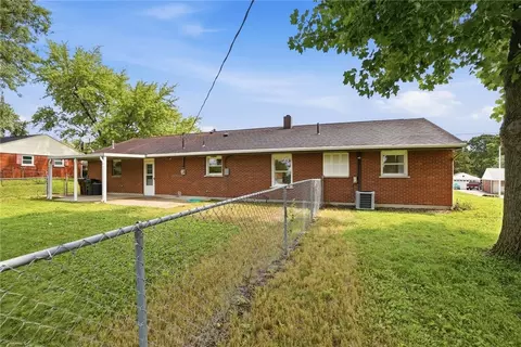 Exterior - 2821 Powhattan Pl, Kettering, OH 45420 photo 5 of 7