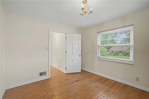 Bedroom - 100 Greendale Dr, Kettering, OH 45429 photo 5 of 5