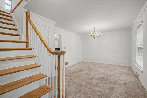 Living - 100 Greendale Dr, Kettering, OH 45429 photo 5 of 8