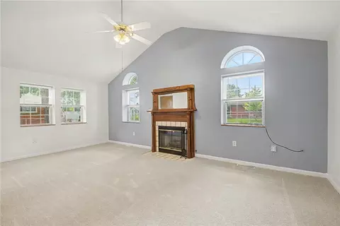 Living - 1112 Claybourne Rd, Kettering, OH 45429 photo 6 of 10