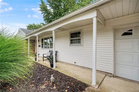 Exterior - 1112 Claybourne Rd, Kettering, OH 45429 photo 5 of 15