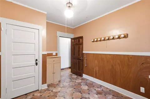 Entry Way - 1733 Aero Ave, Kettering, OH 45429 photo 1 of 3