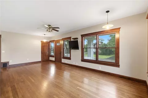 Living - 1733 Aero Ave, Kettering, OH 45429 photo 2 of 4