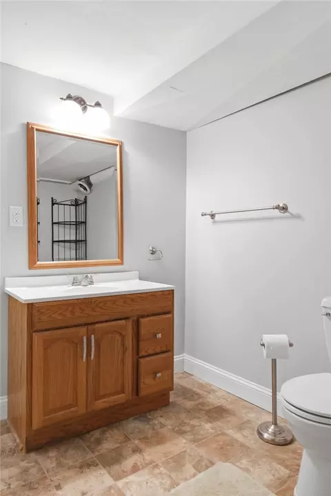 Bath - 1733 Aero Ave, Kettering, OH 45429 photo 3 of 3