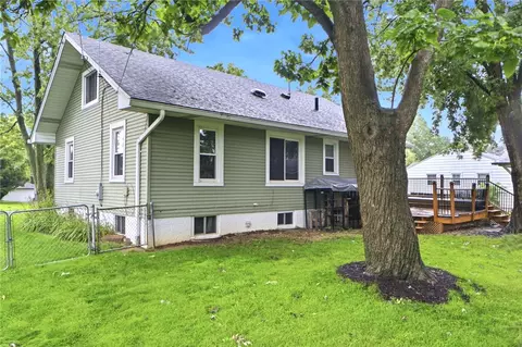 Exterior - 1733 Aero Ave, Kettering, OH 45429 photo 6 of 11