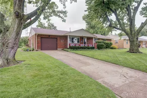 327 S Chippewa Dr, Greenville, OH 45331