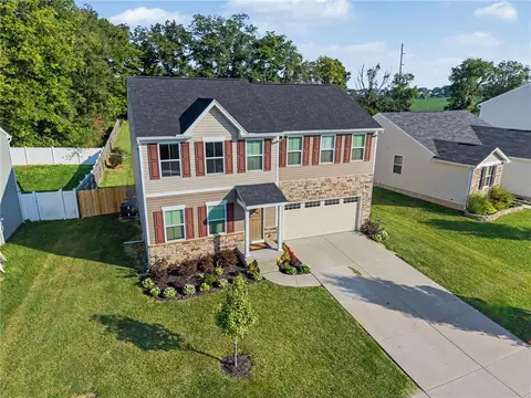 2644 Kingman Dr, Xenia, OH 45385