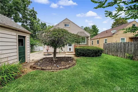 Exterior - 516 Monteray Ave, Kettering, OH 45419 photo 13 of 14