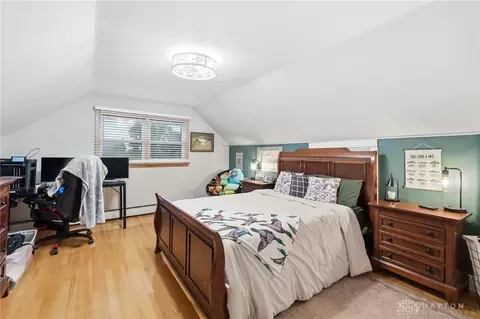 Bedroom - 3564 Shrine Rd, Springfield, OH 45502 photo 4 of 8