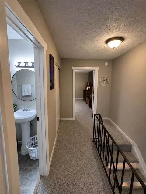 Entry Way - 645 Villa Rd #G, Springfield, OH 45503 photo 1 of 1