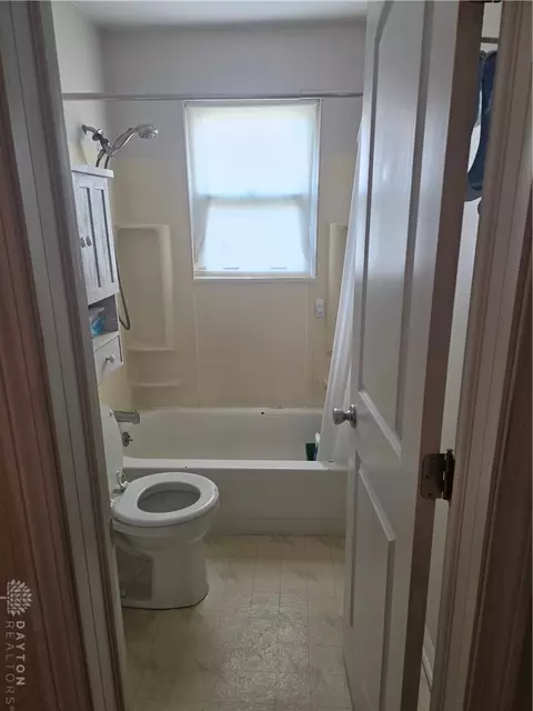 Bath - 1013 Ansel Dr, Kettering, OH 45419 photo 1 of 1