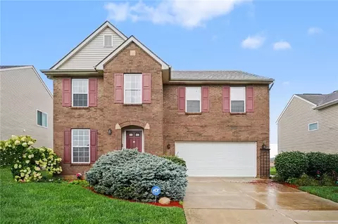 214 Governors Ave, Trenton, OH 45067