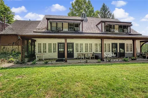 3504 Deweese Pkwy, Dayton, OH 45414